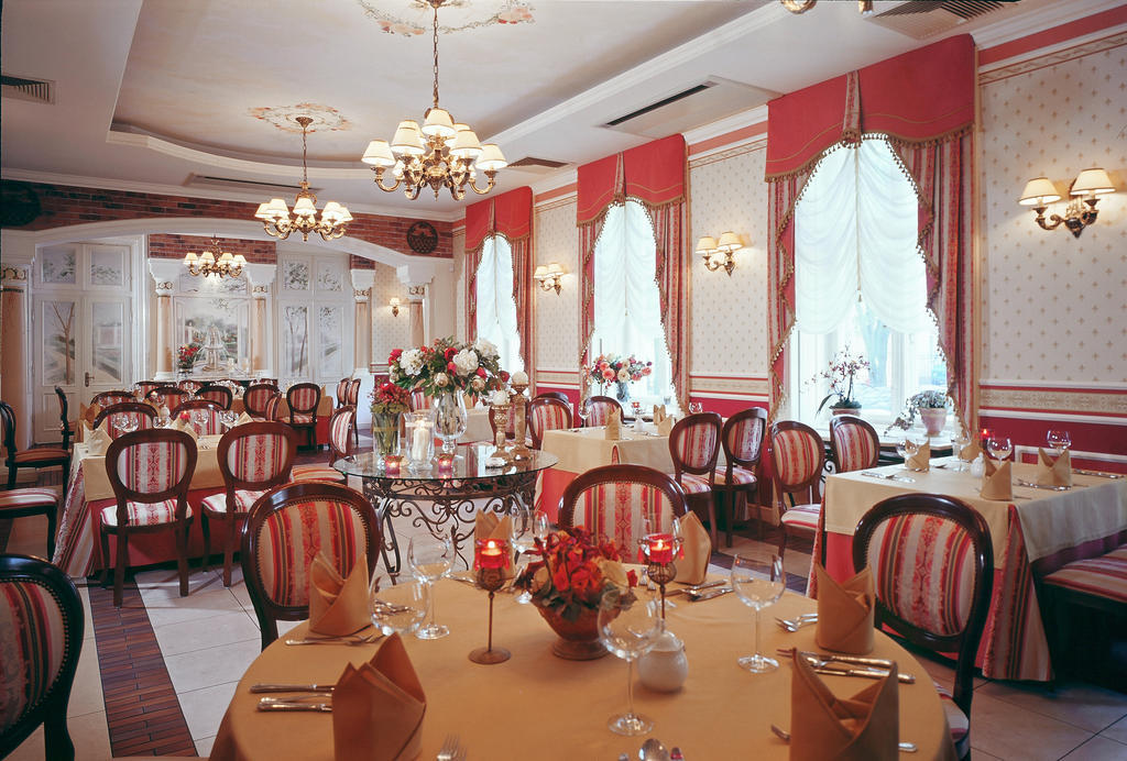 Hotel Aleksander Włocławek Esterno foto